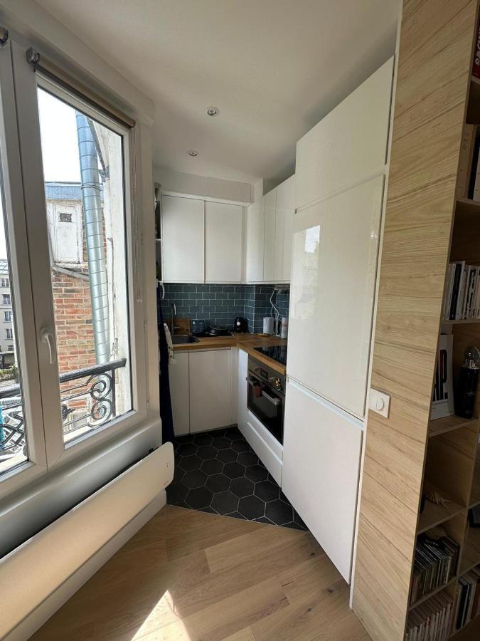 פריז Studio Au Calme A Deux Pas Du Sacre Coeur מראה חיצוני תמונה